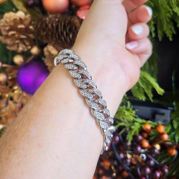 BRAND NEW CUBAN LINK 8 inch 22 mm BRACELET ABSOLUTELY STUNNING 😍 - Picture 3 of 6